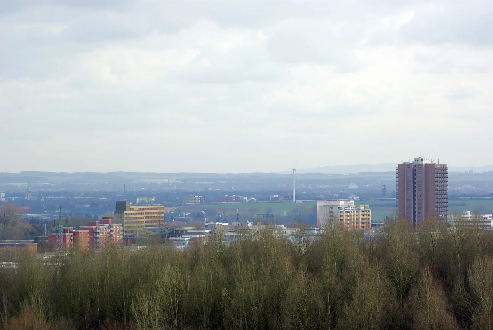 Rathaus und City-Turm in Bergkamen