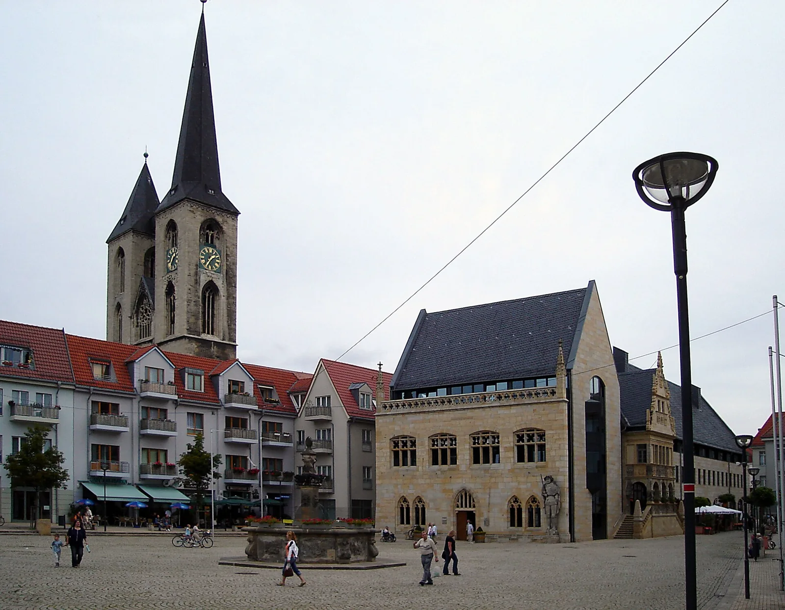 Rathaus und Martinikirche in Halberstadt