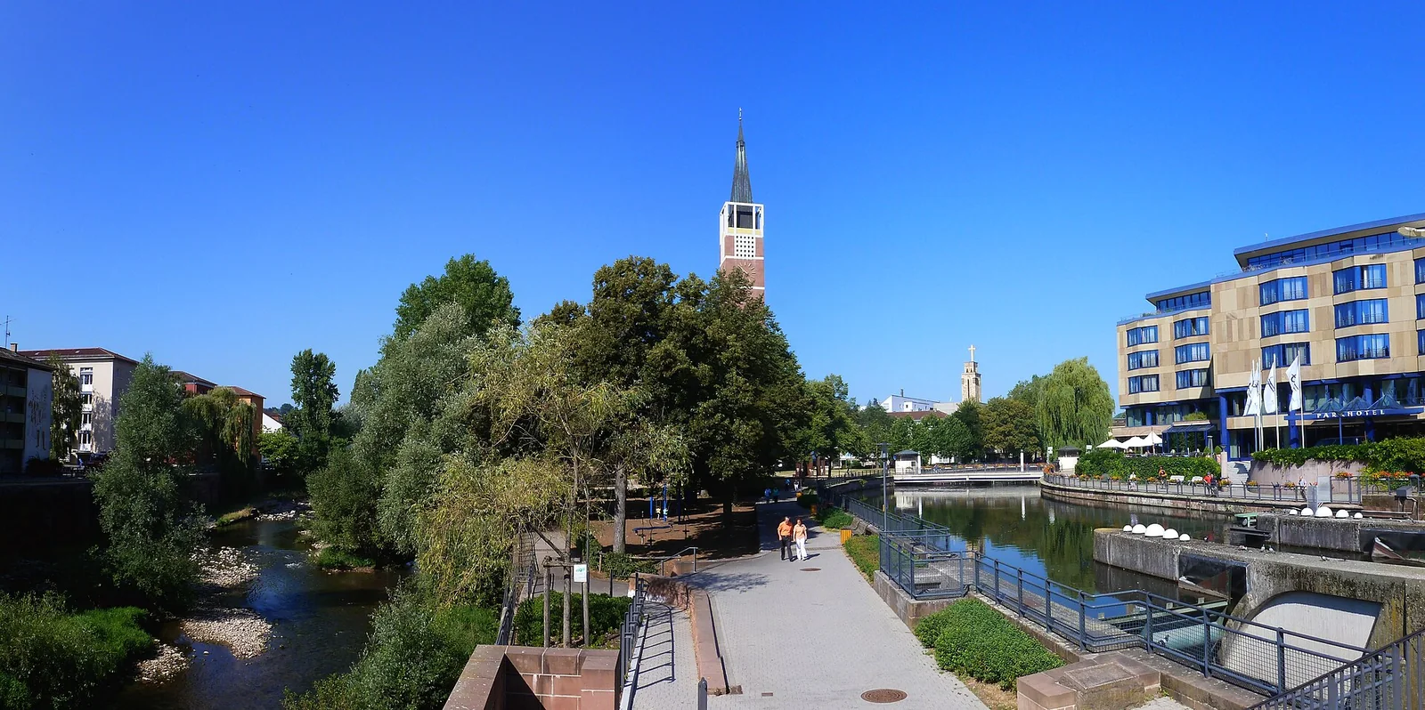 Panorama mit Nagold, Stadtkirche und Enz in Pforzheim