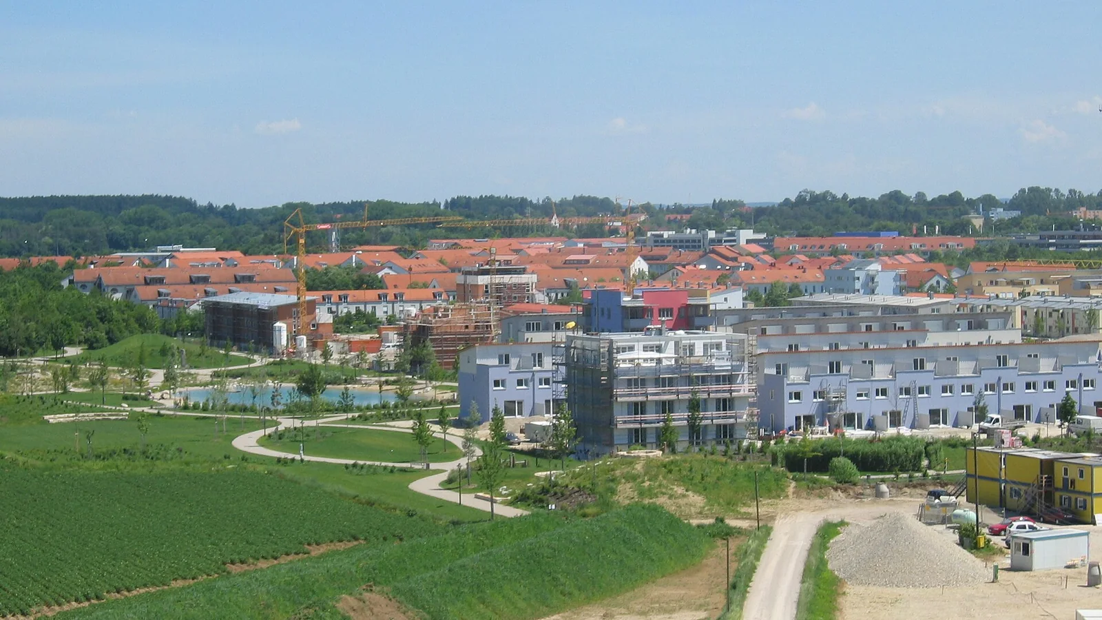 Stadtansicht von Poing mit Neubaugebiet