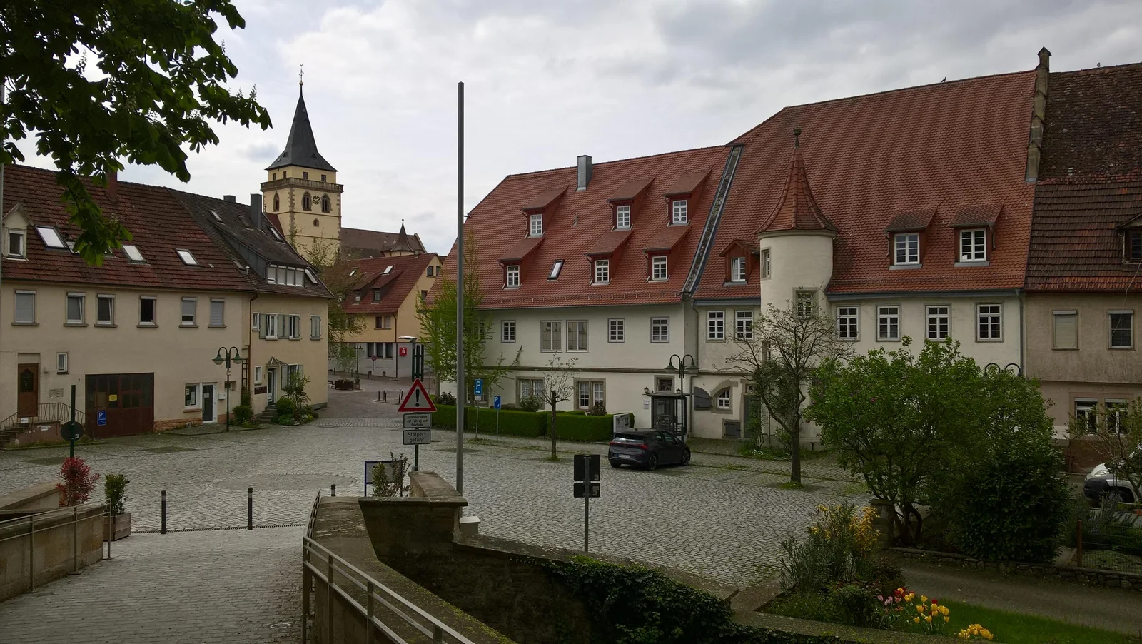 Blick vom Schloss zur Stadtkirche in Sachsenheim